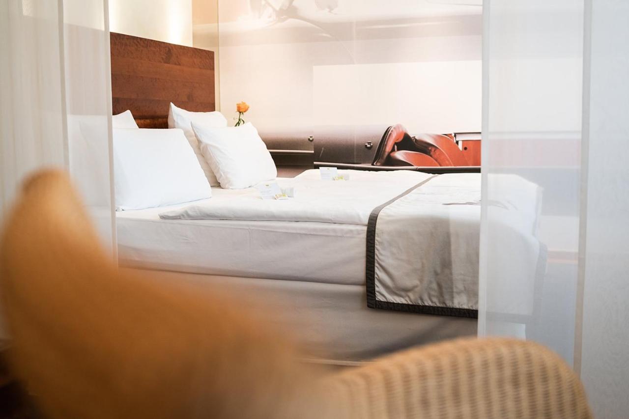 Hotel Adler Asperg Екстер'єр фото